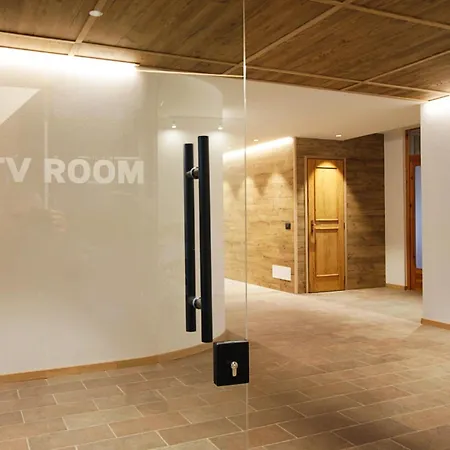 Skyway Loft - Agenzia Dolomiti Affitti Cavalese