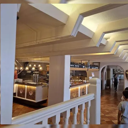 Skyway Loft - Agenzia Dolomiti Affitti Apartment
